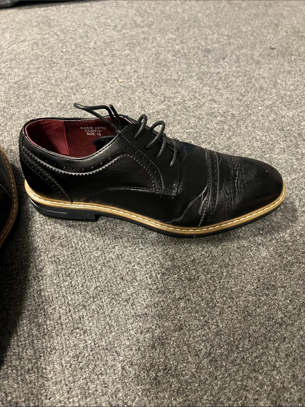 Men's Black Wingtip Oxfords with Contrast Welt